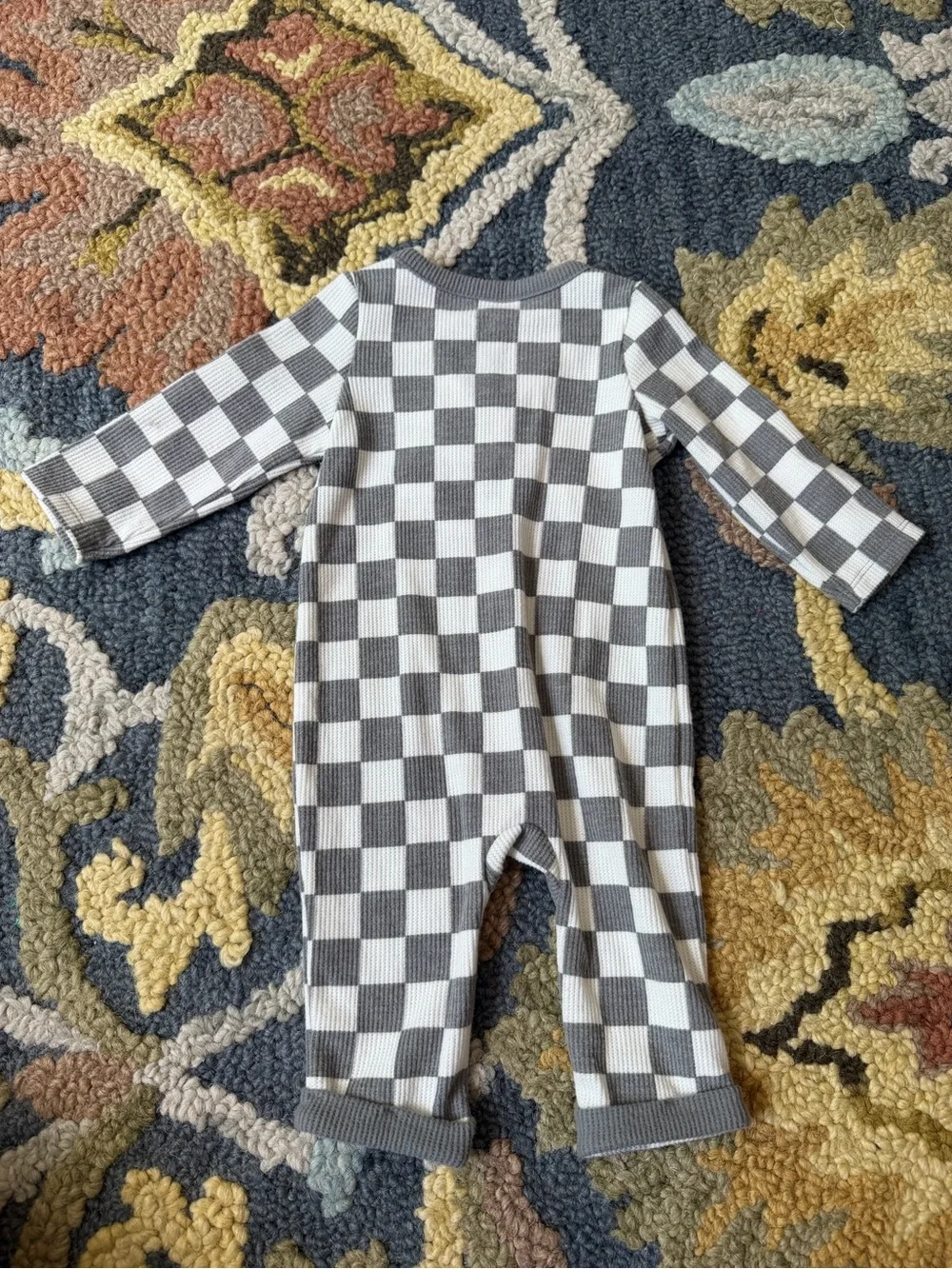 Cat & Jack Gray and White Checker Knit One-Piece Size 3-6 Months